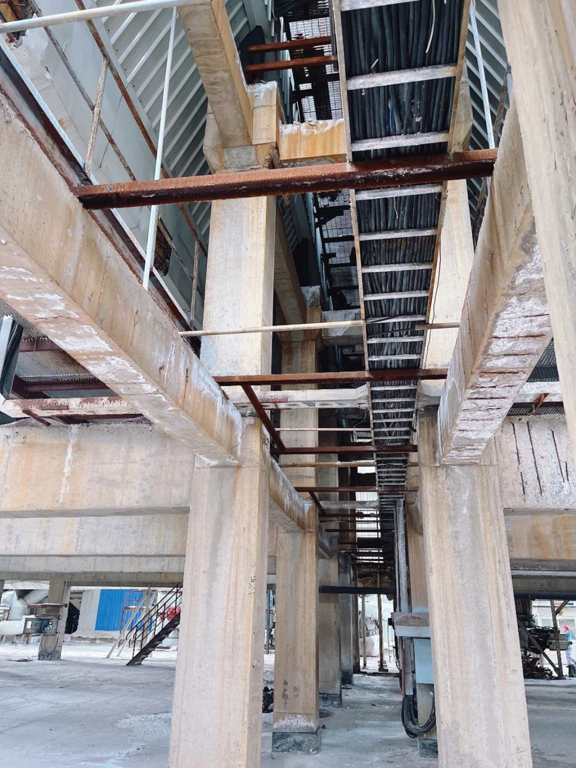 electrostatic precipitator internal